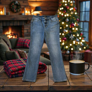 Judy Blue Straight Leg Denim Jeans Womens 15 / 32 High Rise Zip Distressed Hem